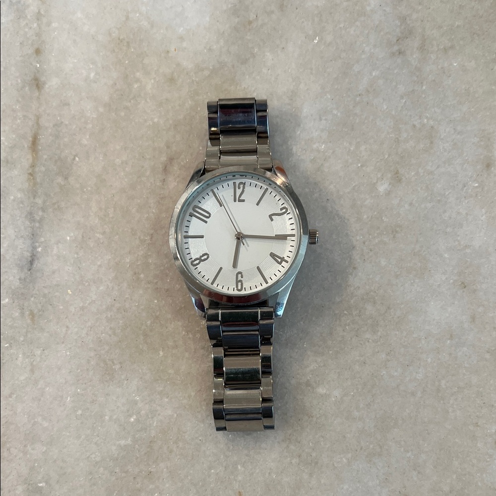 Classic Silver Stainless Steel Analog Watch - White Dial